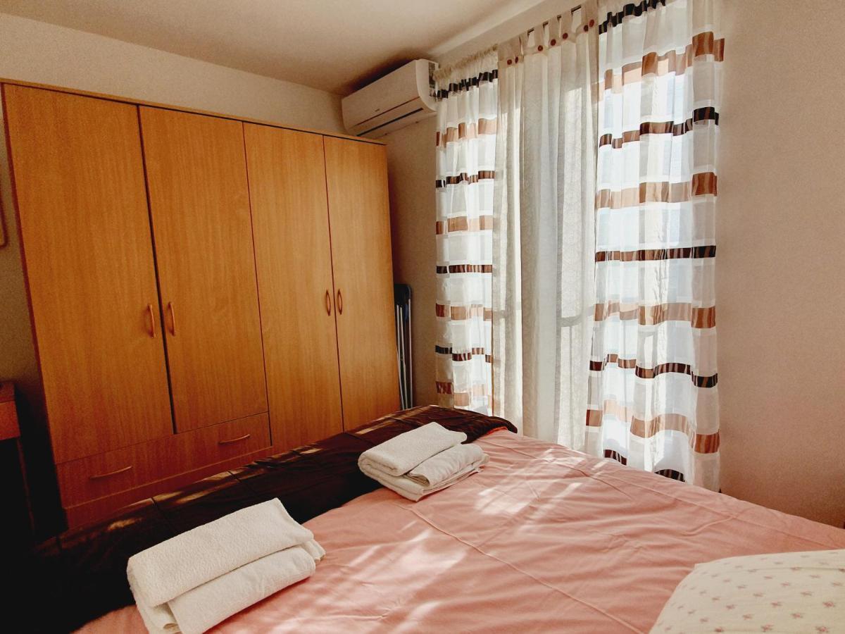 Apartment Gracijela Porec Exterior photo